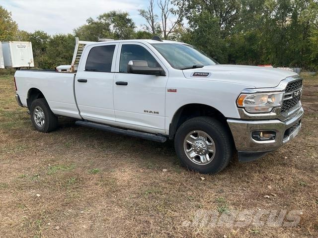 RAM 2500 Pickup/Pritschenwagen