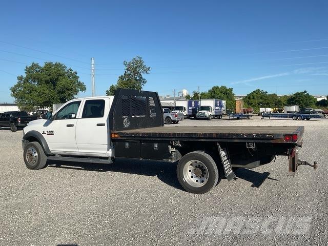 RAM 4500 Pritschenwagen/Pritschenwagen mit Seitenklappe