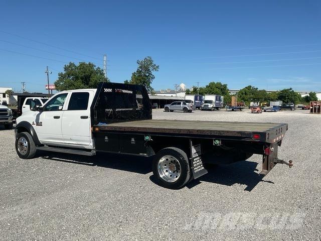 RAM 4500 Pritschenwagen/Pritschenwagen mit Seitenklappe