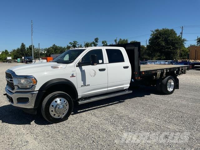 RAM 4500 Pritschenwagen/Pritschenwagen mit Seitenklappe