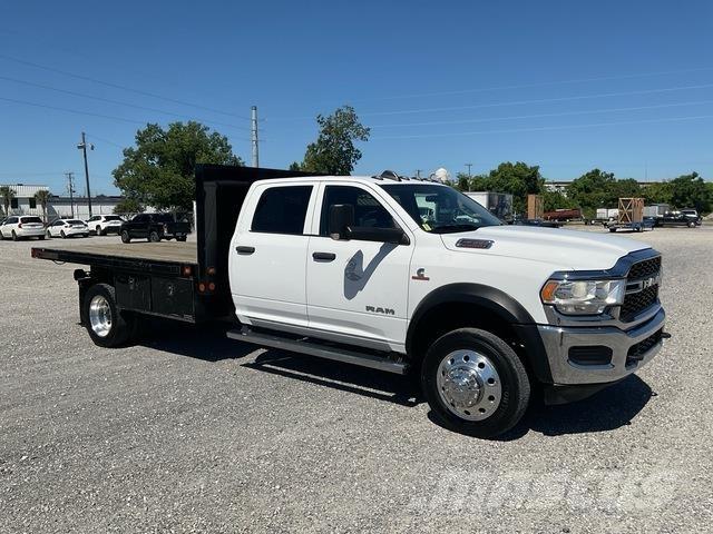 RAM 4500 Pritschenwagen/Pritschenwagen mit Seitenklappe