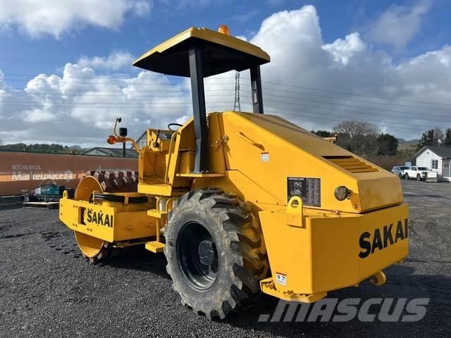 Sakai SV400TF Walzenzüge