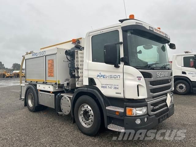 Scania P250 Raupenbagger