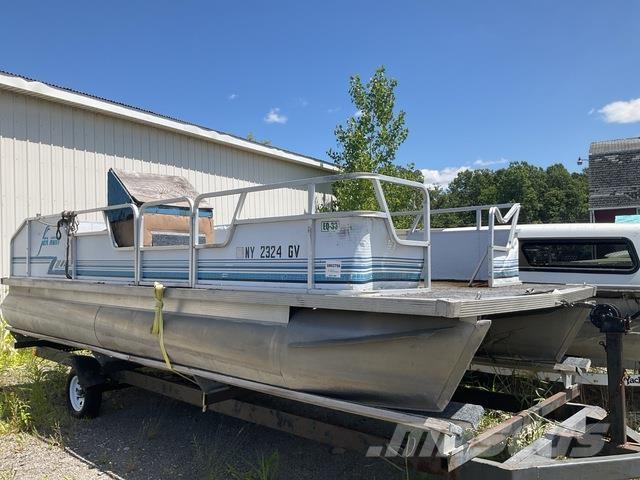  Sea Hunt Boote / Prahme