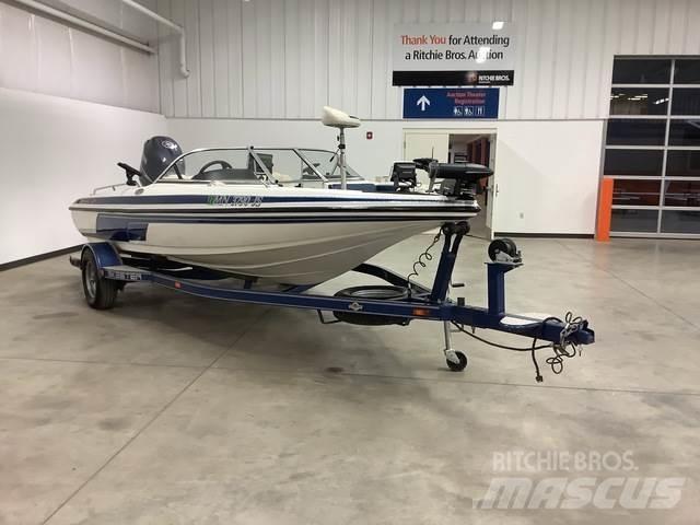  Skeeter SL190 Boote / Prahme