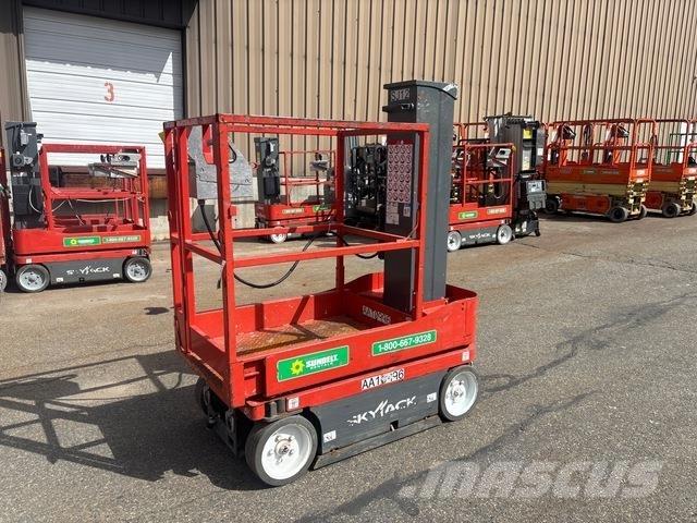 SkyJack SJ12 Personenaufzüge