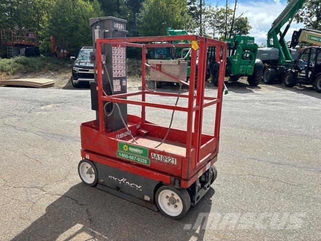 SkyJack SJ12 Personenaufzüge