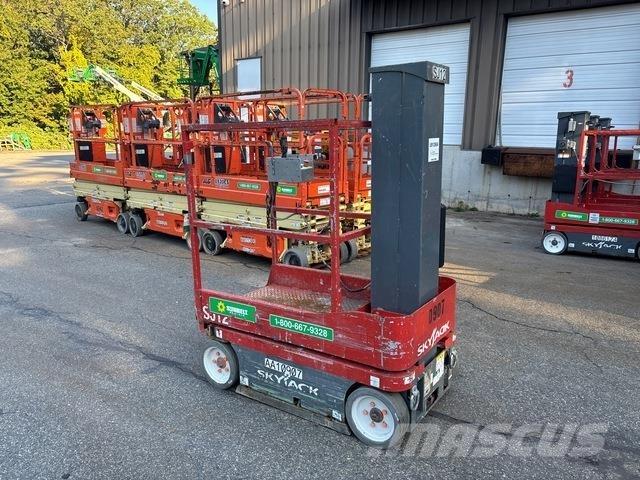 SkyJack SJ12 Personenaufzüge