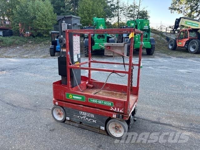 SkyJack SJ12 Personenaufzüge