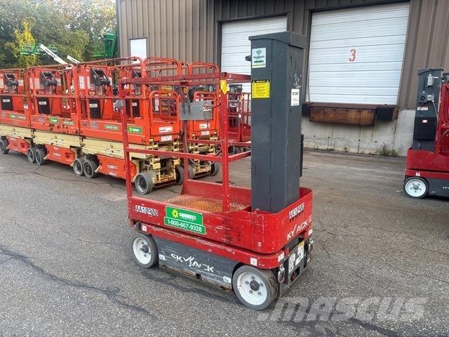 SkyJack SJ12 Personenaufzüge