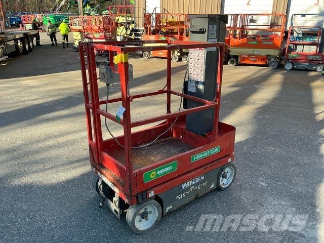 SkyJack SJ12 Personenaufzüge