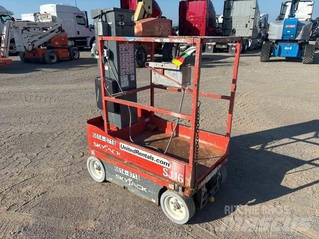 SkyJack SJ16 Personenaufzüge