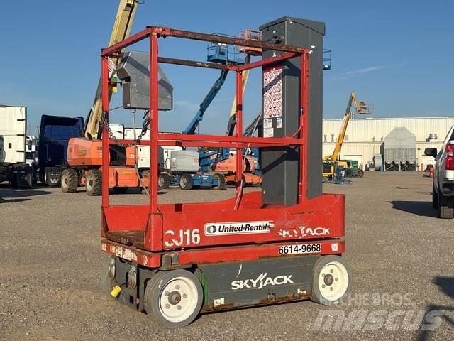 SkyJack SJ16 Personenaufzüge