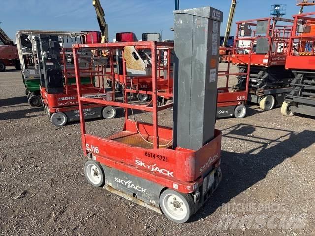 SkyJack SJ16 Personenaufzüge