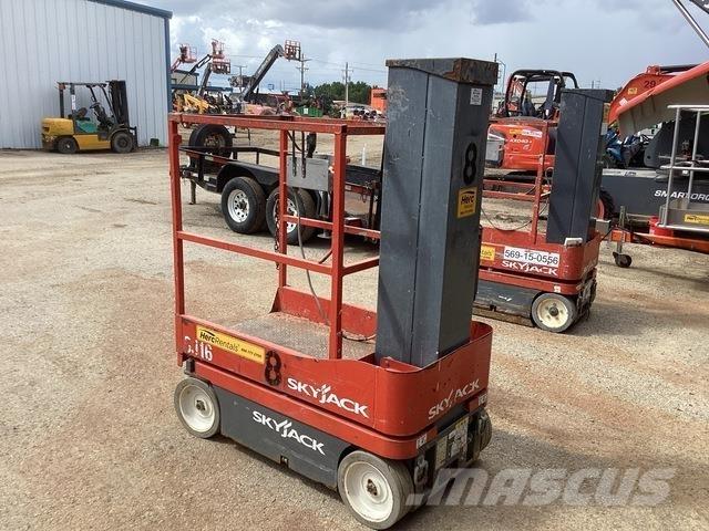SkyJack SJ16 Personenaufzüge