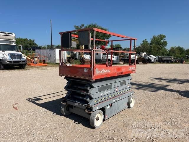 SkyJack SJ4632 Scheren-Arbeitsbühnen