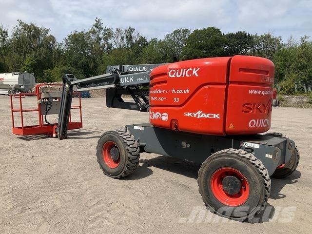 SkyJack SJ51AJ Gelenkteleskoparbeitsbühnen