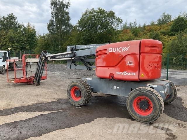 SkyJack SJ51AJ Gelenkteleskoparbeitsbühnen