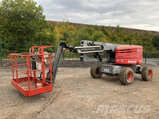 SkyJack SJ51AJ Gelenkteleskoparbeitsbühnen