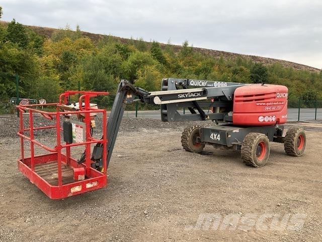 SkyJack SJ51AJ Gelenkteleskoparbeitsbühnen