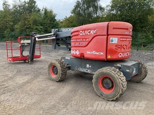 SkyJack SJ51AJ Gelenkteleskoparbeitsbühnen