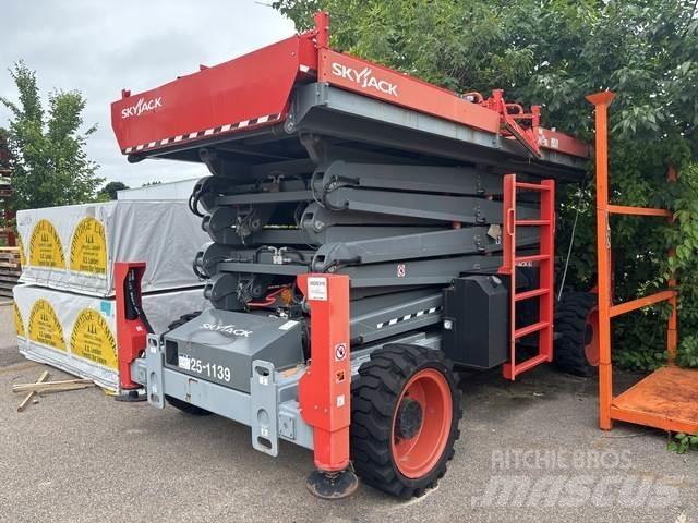 SkyJack SJ9253 Scheren-Arbeitsbühnen