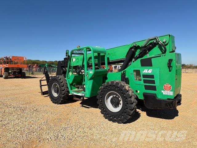 SkyTrak 10042 Teleskoplader