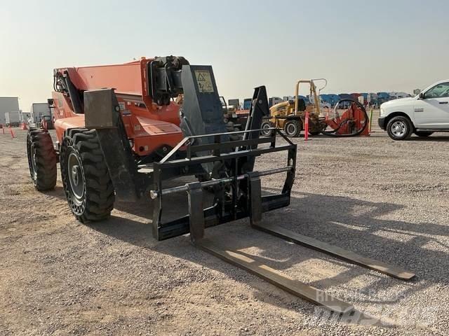 SkyTrak 10054 Teleskoplader