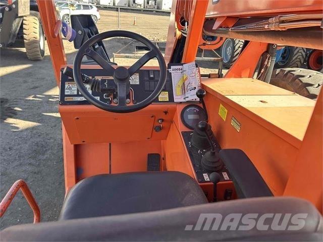 SkyTrak 10054 Teleskoplader