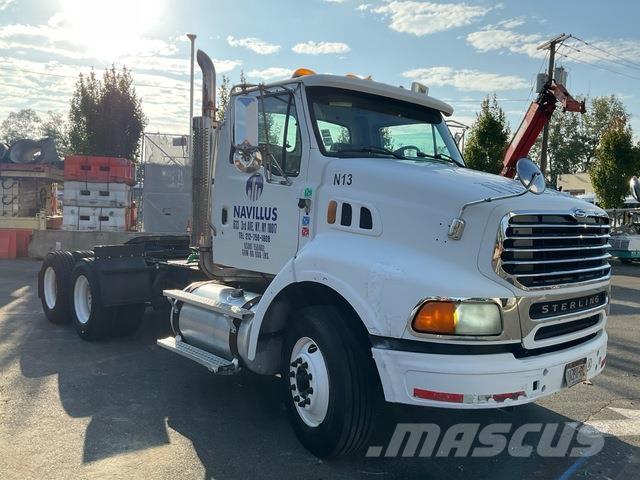 Sterling  Sattelzugmaschinen