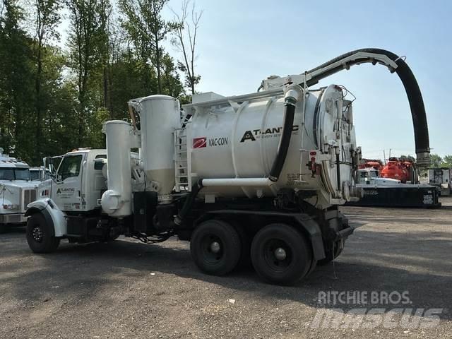 Sterling L9500 Raupenbagger
