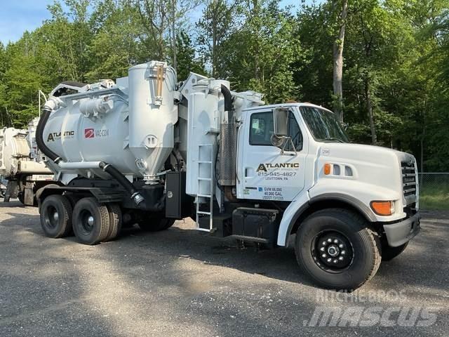 Sterling L9500 Raupenbagger