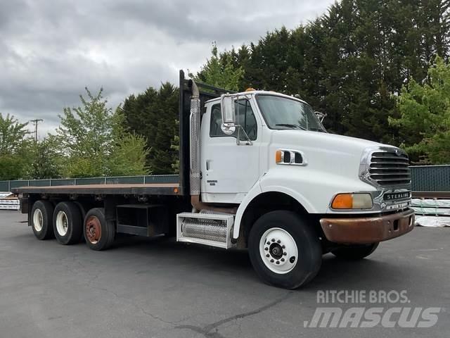 Sterling L9500 Pritschenwagen/Pritschenwagen mit Seitenklappe