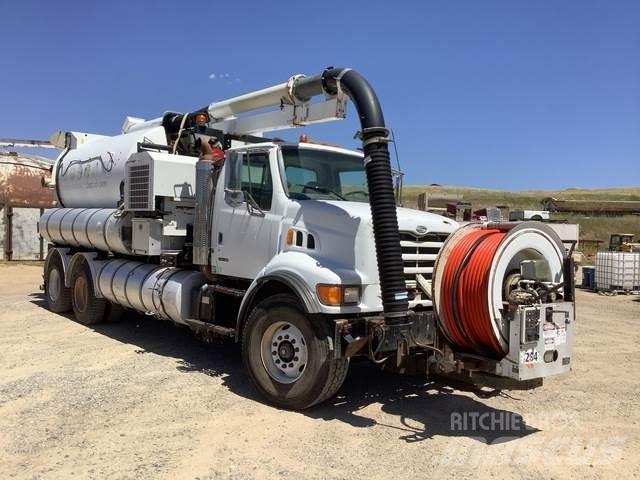 Sterling L9500 Raupenbagger