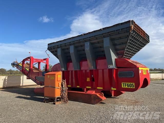 Striker TL2000 Sonstige Baumaschinen