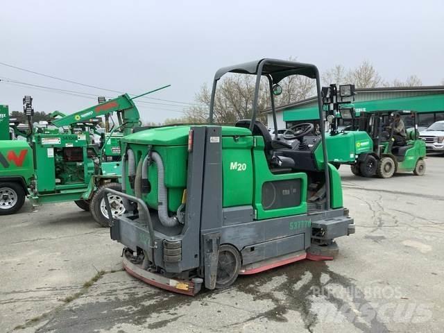 Tennant M20 Schrubtrockner