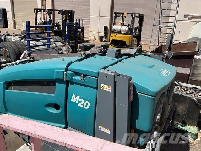Tennant M20 Schrubtrockner