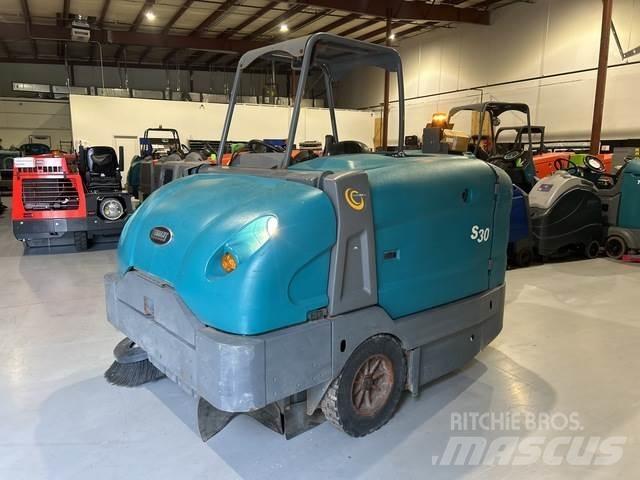 Tennant S30 Schrubtrockner