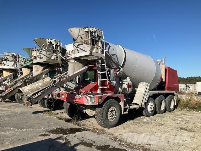Terex Advance Andere Fahrzeuge