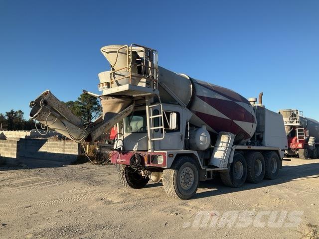 Terex Advance Andere Fahrzeuge
