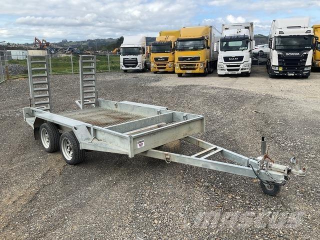 Titan  Autotransportanhänger