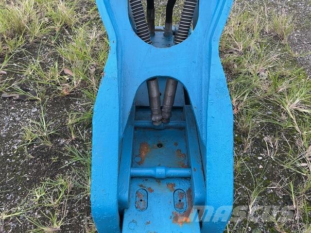 Toku TNB-7J Hammer / Brecher