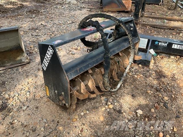 Toro 22445 Motoreggen / Rototiller