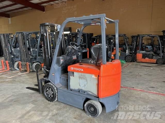 Toyota 7FBCU25 Sonstige Baumaschinen