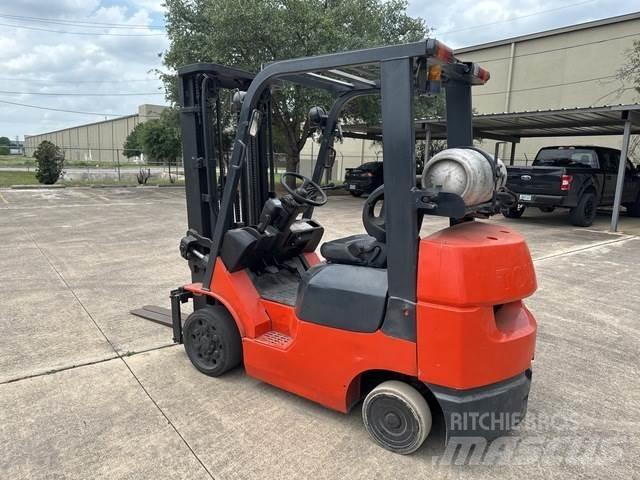 Toyota 7FGCU25 Sonstige Baumaschinen