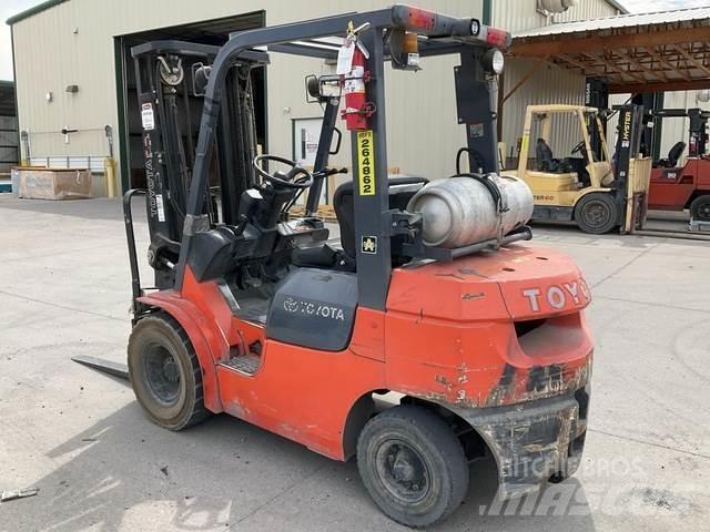 Toyota 7FGU25 Sonstige Baumaschinen