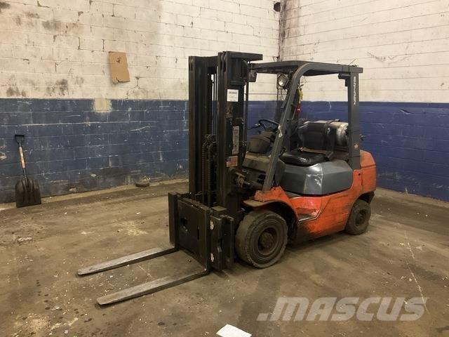 Toyota 7FGU25 Andere Gabelstapler