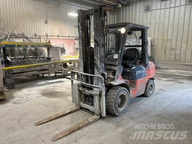 Toyota 7FGU32 Sonstige Baumaschinen
