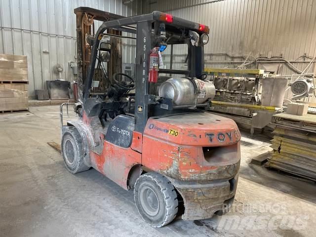 Toyota 7FGU32 Sonstige Baumaschinen
