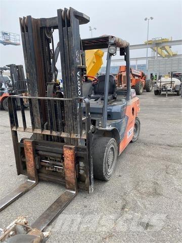 Toyota 8FD35U Sonstige Baumaschinen
